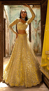 NAYNI SHEESHADORI