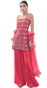 STRAPPY LEATHER APPLIQUE - POSHAK