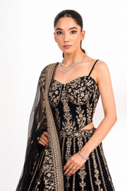 Siyah Sitara Lehenga Set