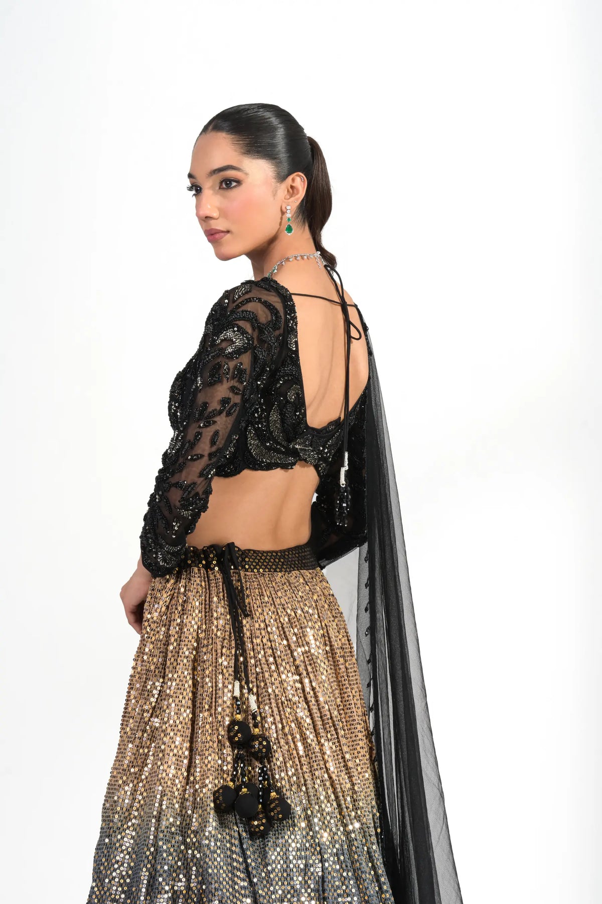Sunehri Noir Ombre Lehenga