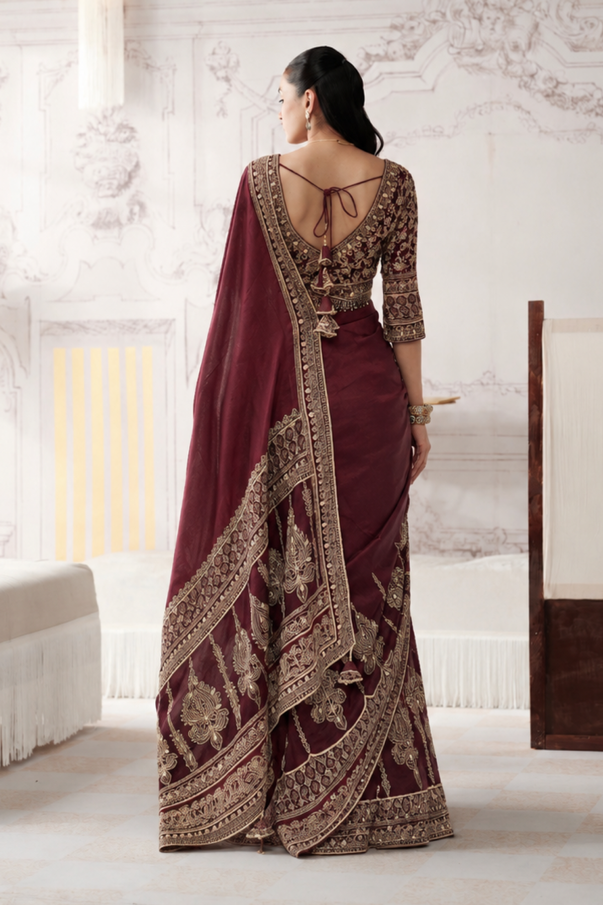 Jivika Embroidered Saree — image 3