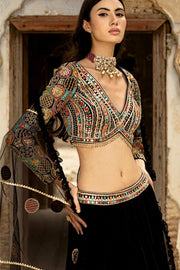 GUNJAN SHEESHADORI LEHENGA