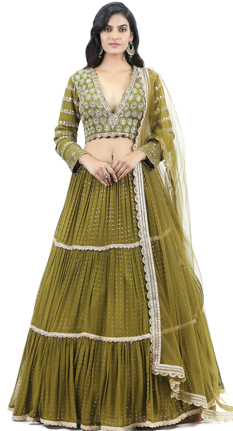 Buy Green Lehenga/ Mehendi Ceremony/ Engagement Lehenha/ Lehenga Choli / Indian  Wedding Outfits/ Hindu Wedding Lehenga/ Lehenga Shopping Online Online in  India - Etsy